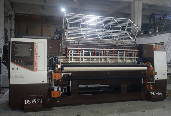 210CM πλάτος υπολογιστής πολυ-άγκυρα Quilting Machine Lock Stitch Τύπος για Πιτζάμες