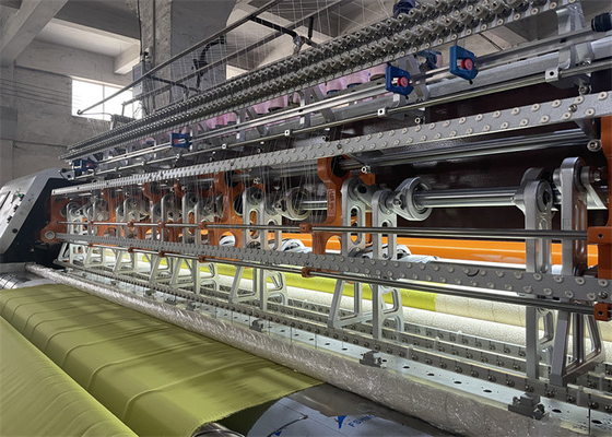 82 ιντσών Πολλαπλή βελόνα Quilting Machine υψηλή ακρίβεια και ομαλή απόδοση 3 σειρές βελόνες