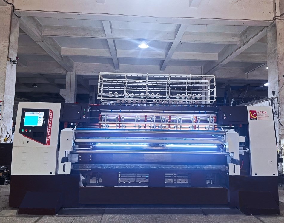 Αυτοκινητική λιπαντική 300M/H 8CM πάχος αφρός πολλαπλής βελόνας Quilting Machine για στρώμα
